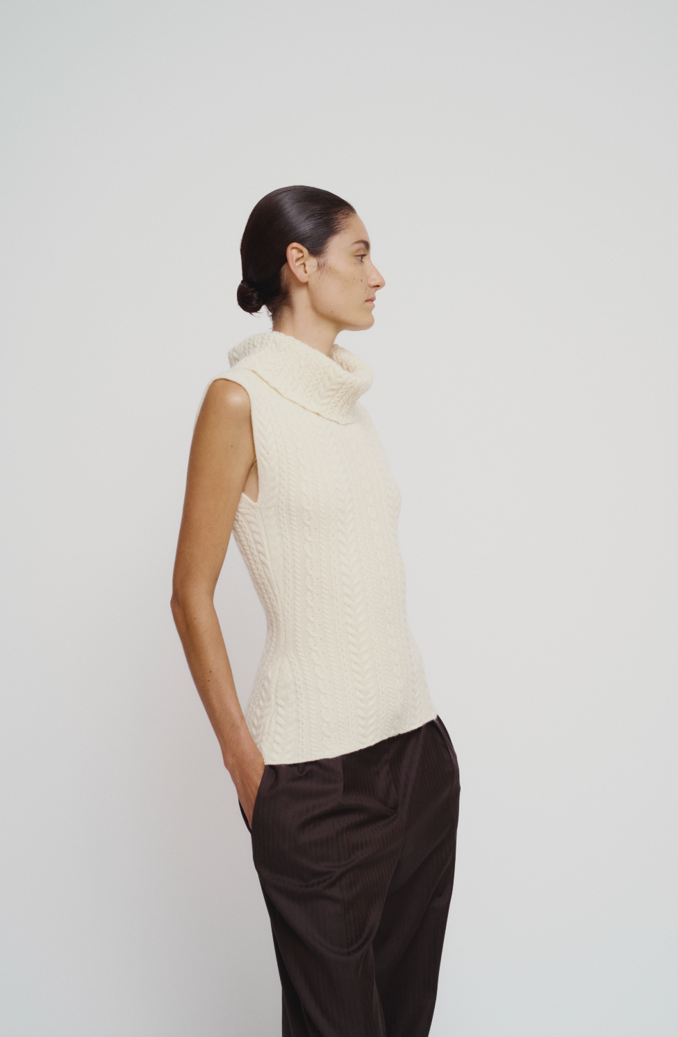 Cable-knit high turtleneck