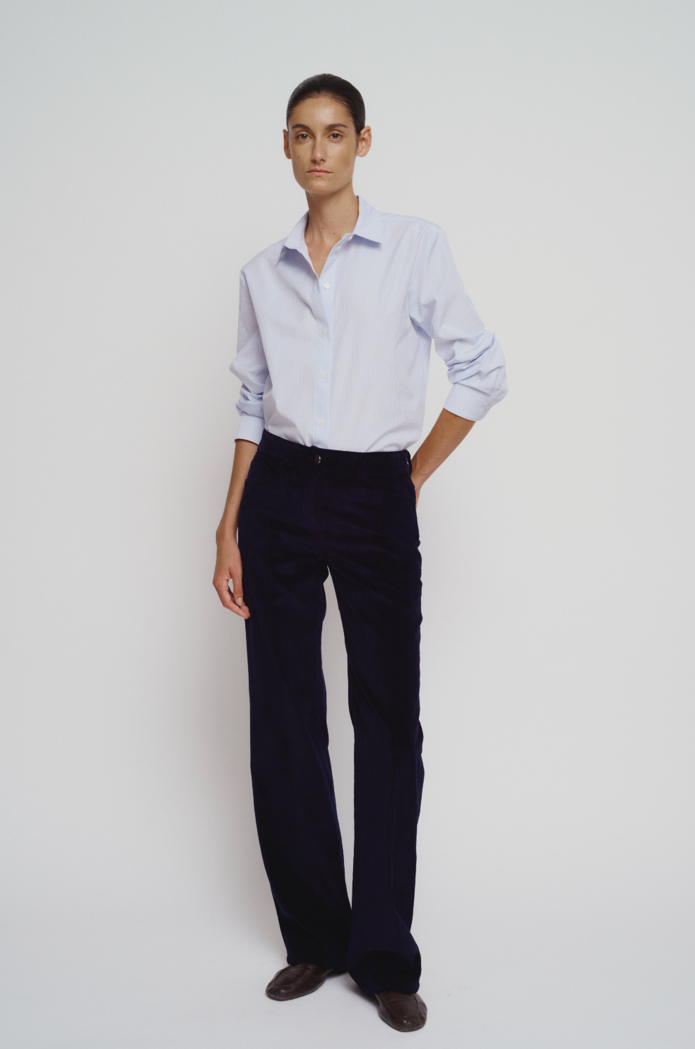 Five pocket corduroy pant in navy blue