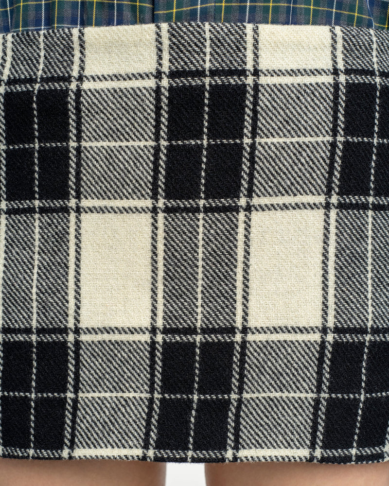 How to Wear Tartan: A Modern Guide to Scotland's Signature Pattern