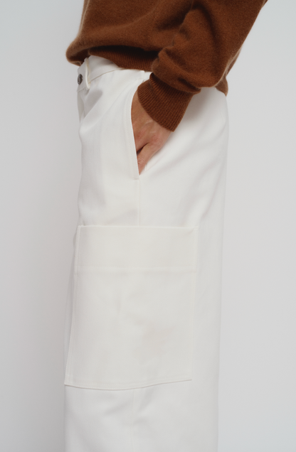 Cargo pants in white denim