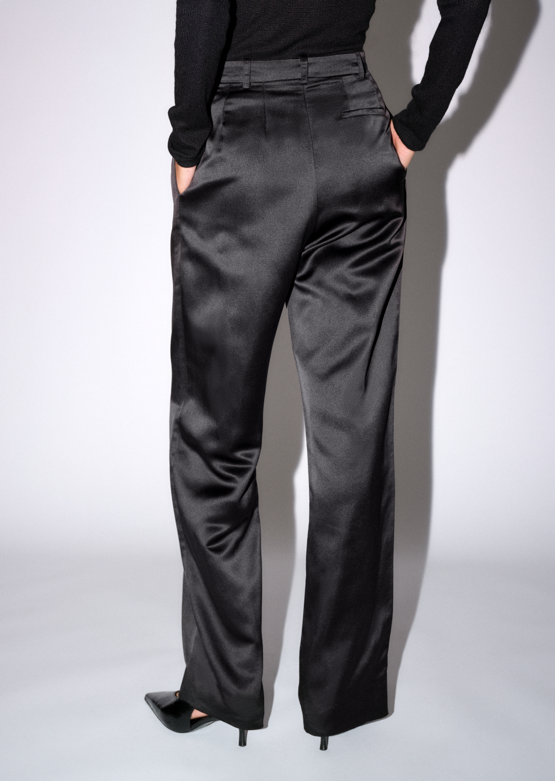 Classic men suit pants in Silk satin