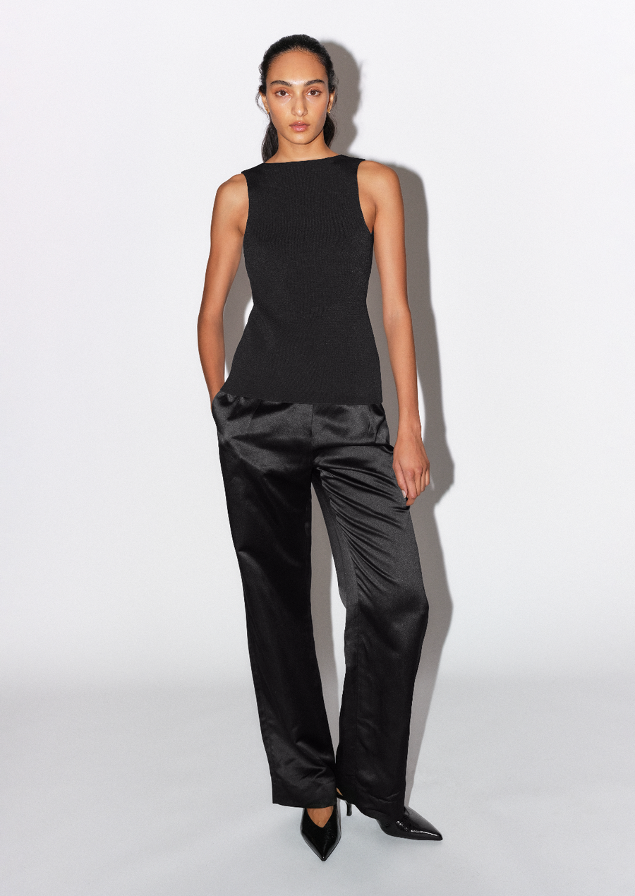 Open back boatneck viscose top