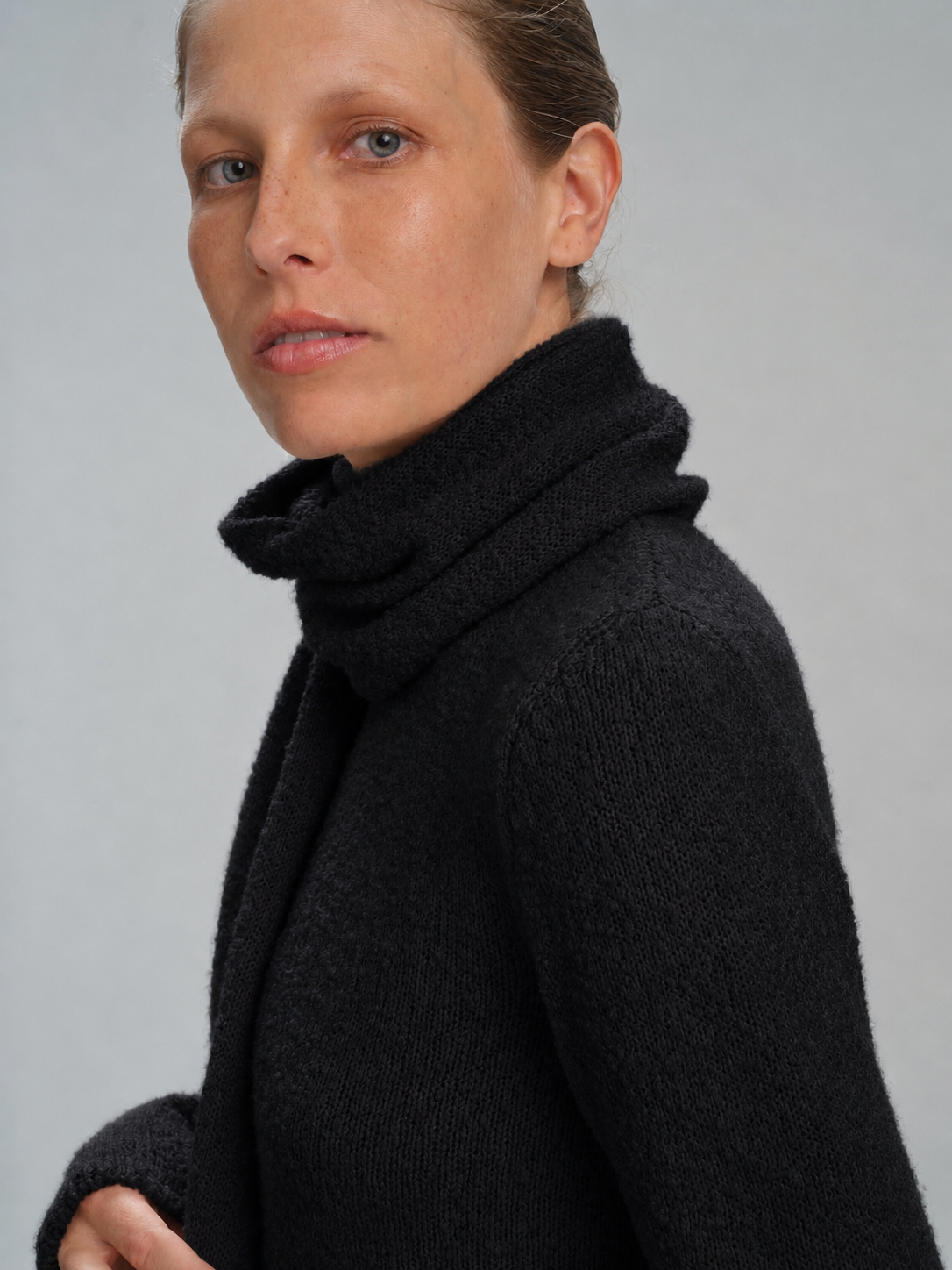 Scarves Jumper in black