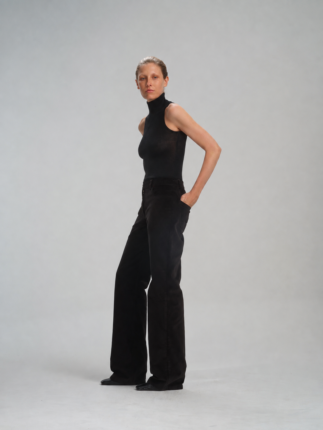 Max Curory Pants in black