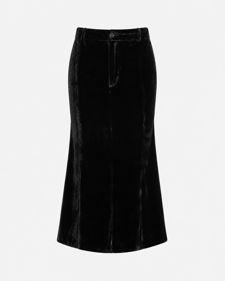 Skirt Turnaround in Black velvet
