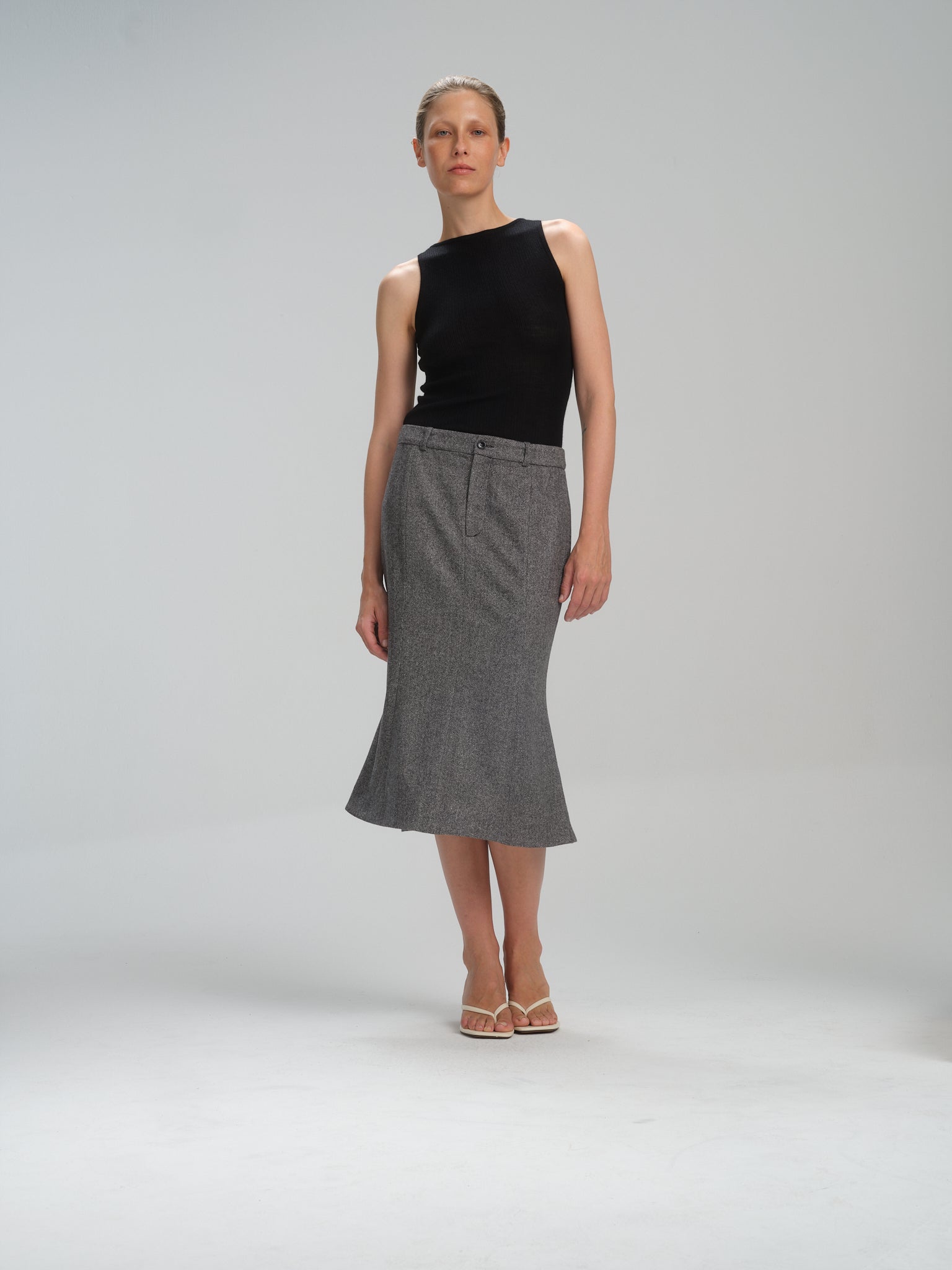Skirt Turnaround in tweed merino wool