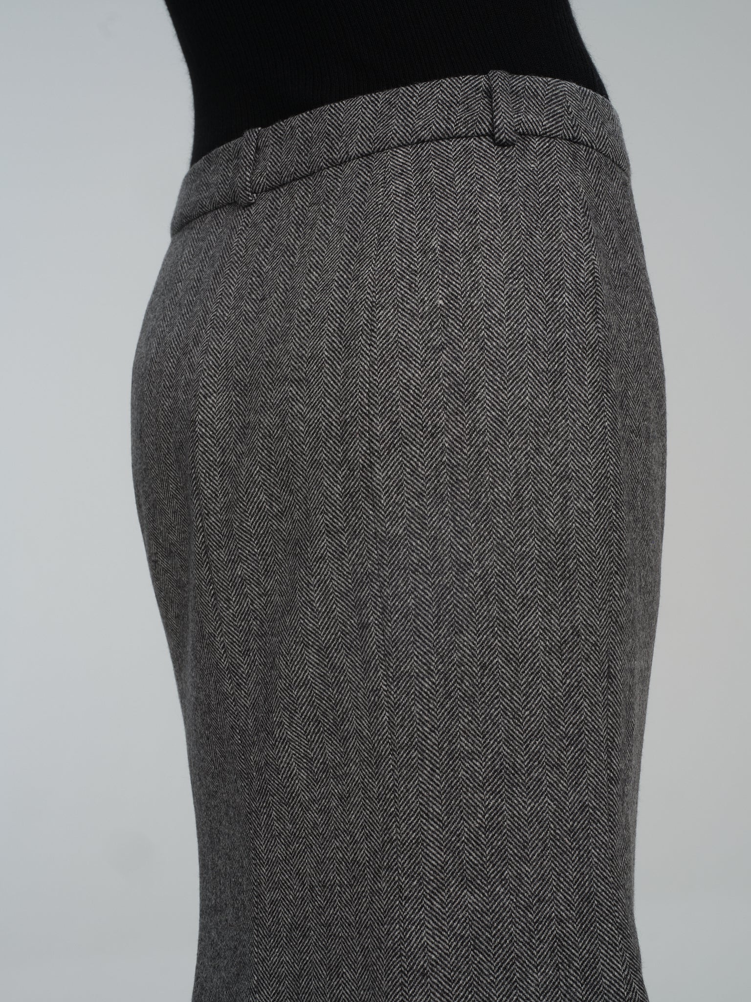 Skirt Turnaround in tweed merino wool