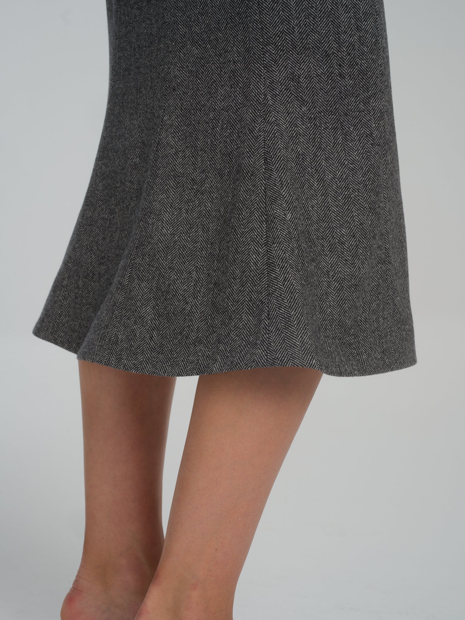 Skirt Turnaround in tweed merino wool