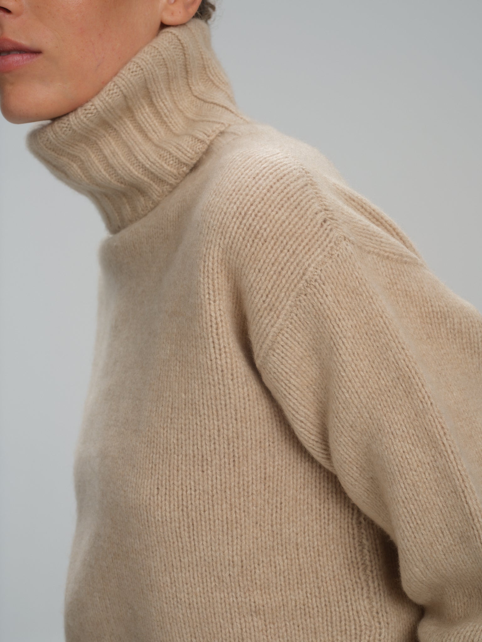 Turtleneck Arisaig in beige