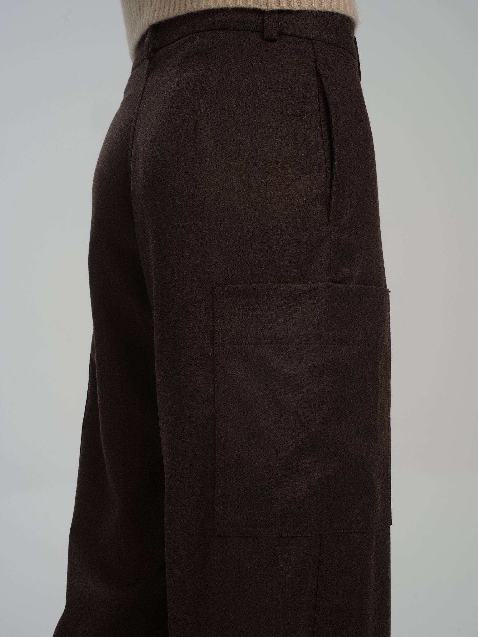 Cargo Pants in brown flannel