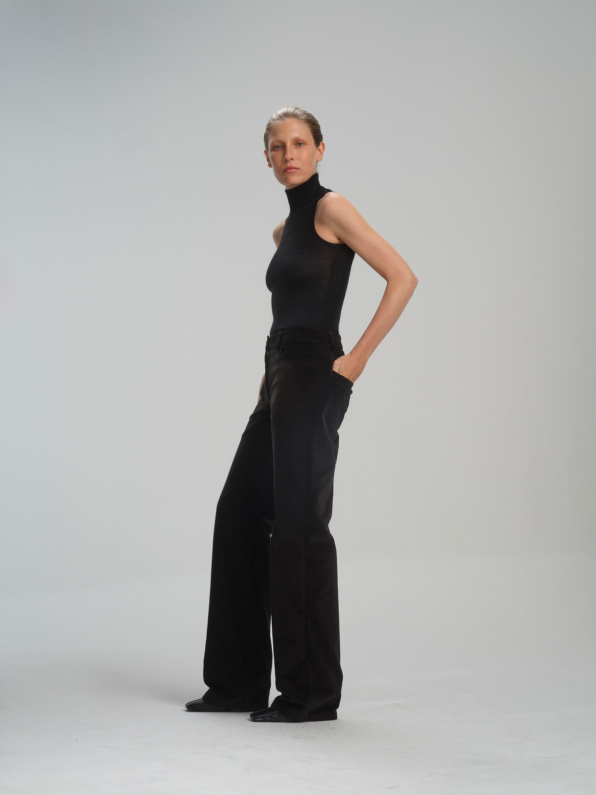Pants Max Curory in Black brushed velvet