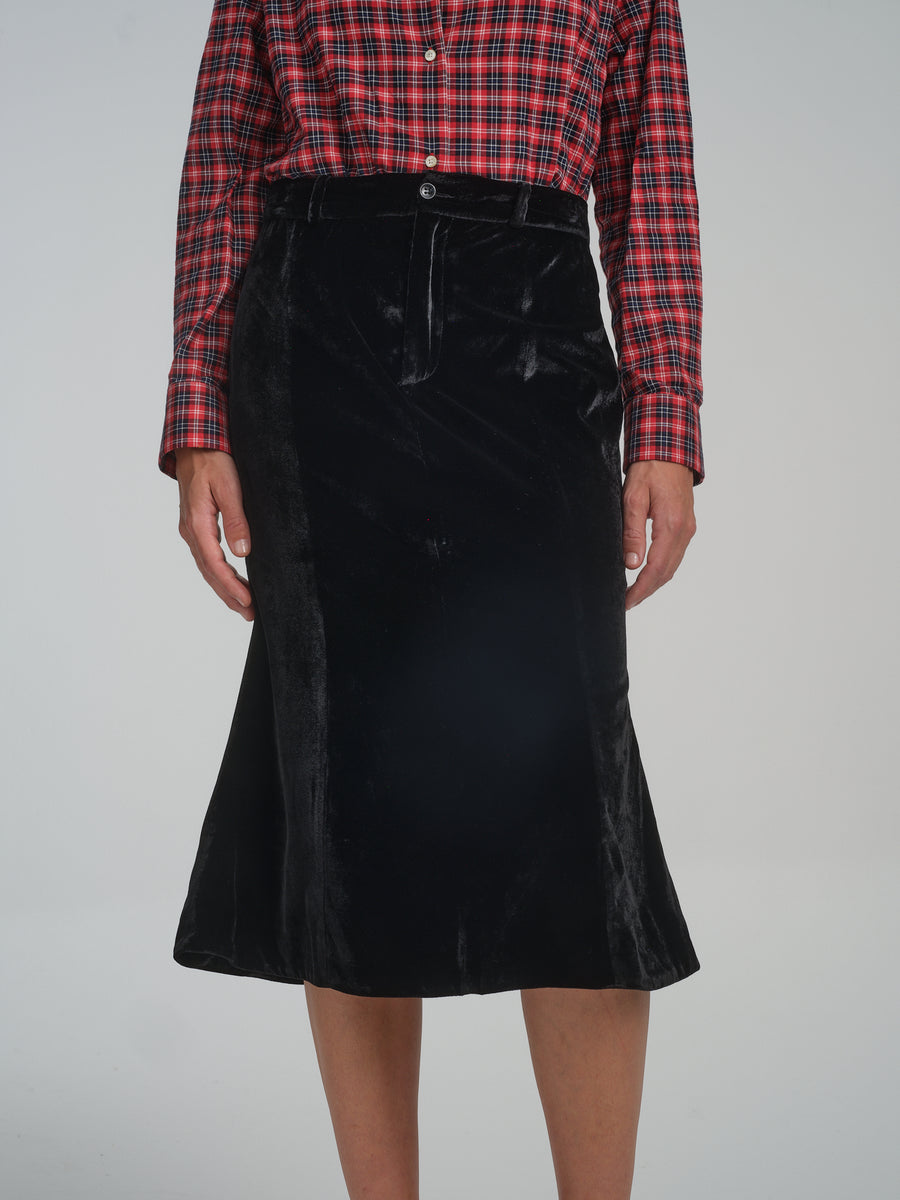 Skirt Turnaround in Black velvet
