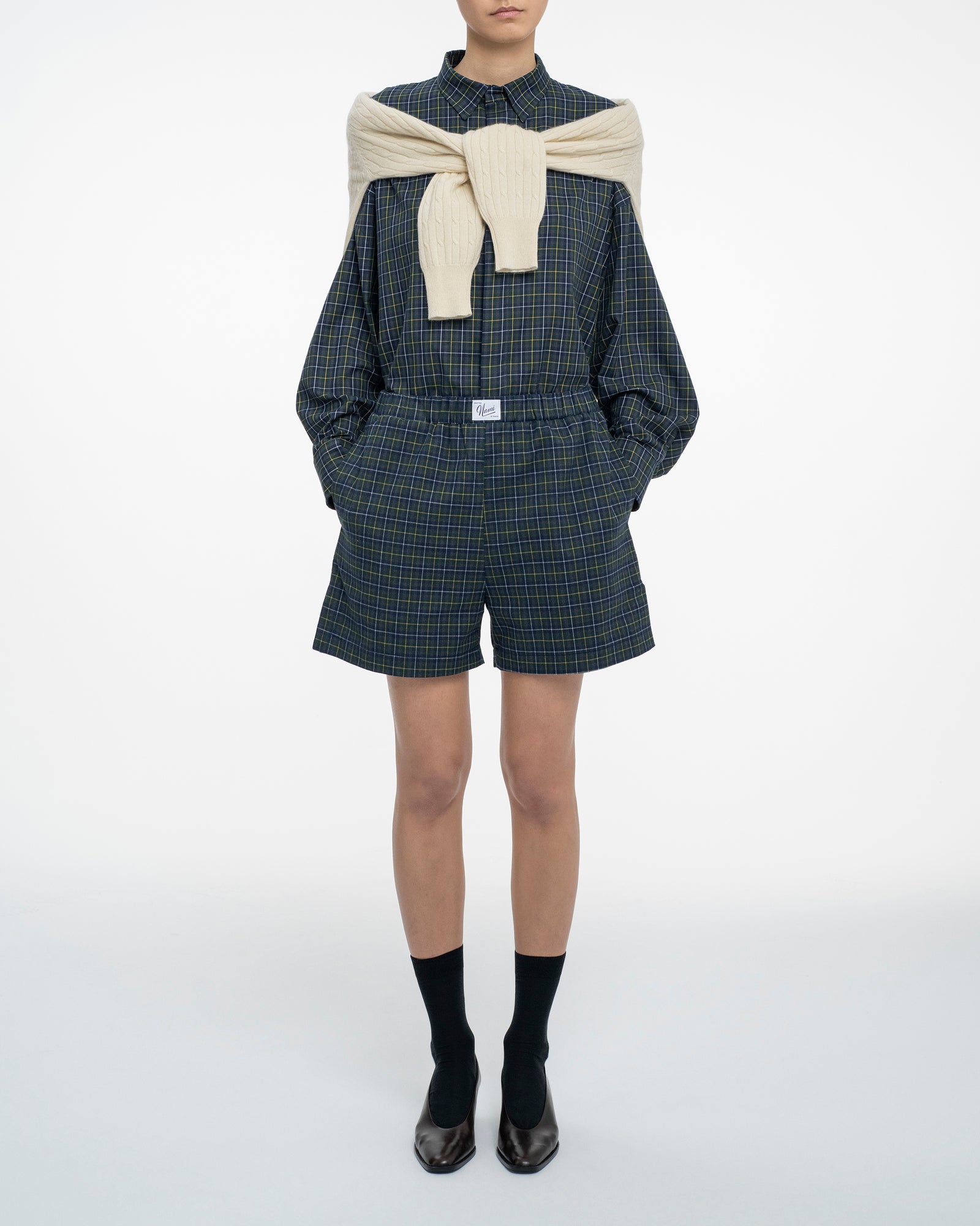 Navy blue poplin short