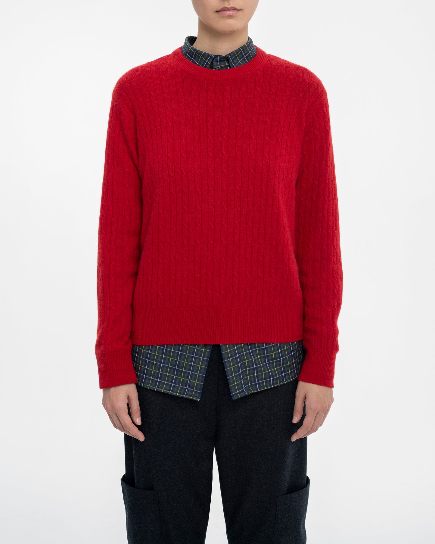 Lightweight Fitted Cashmere Cable Knit Jumper in Red